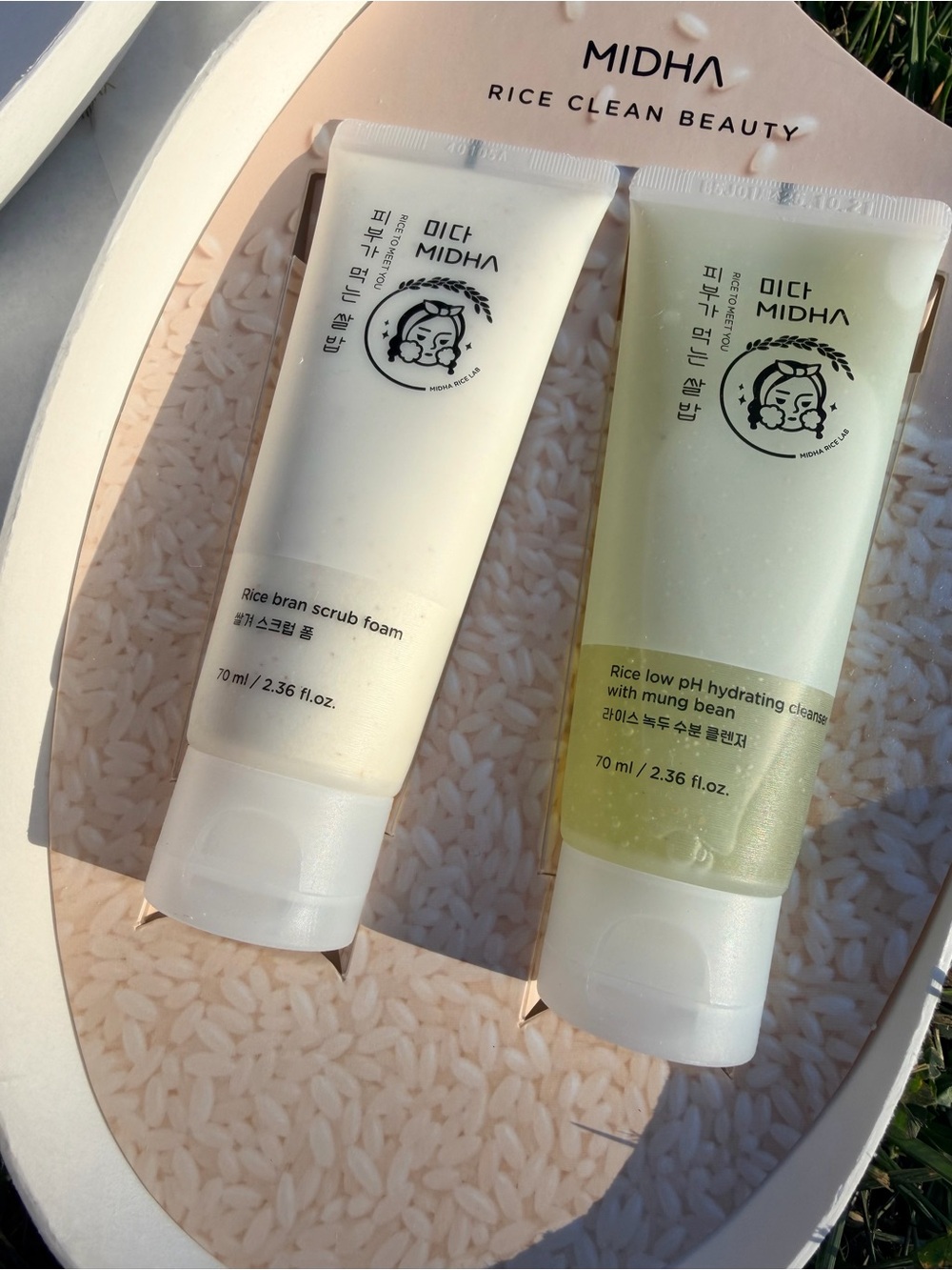 MIDHA Rice Clean Beauty Face Cleansers - White & Pale Green